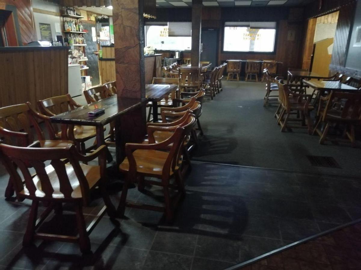 Macklin Hotel Екстериор снимка